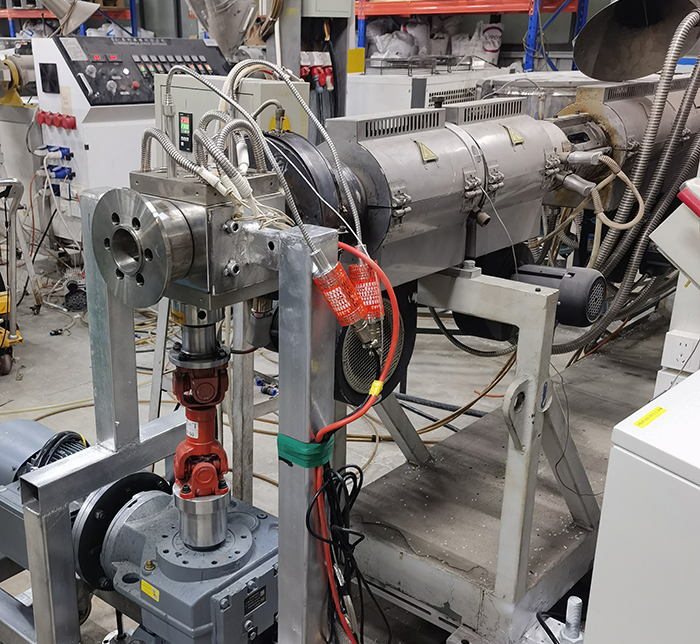 PC燈罩擠出生產線用熔體泵 PC燈罩擠出生產線用熔體泵